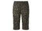 Damen ¾ Hose mit Leopardenmuster.