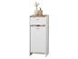 Weißer Badezimmerschrank mit Schublade und Tür, darauf eine Vase und ein Seifenspender.