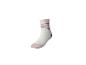Weiße Socke mit rosa Streifen und Herzmuster.