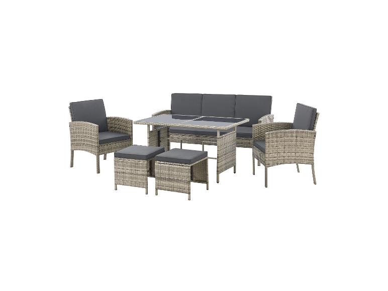 Gartenmöbel-Set aus Rattan mit Dreisitzer-Sofa, zwei Sesseln, Tisch und zwei Hockern.