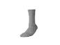 Ein einzelner grauer Baumwollsocken mit geripptem Bündchen auf weißem Hintergrund.