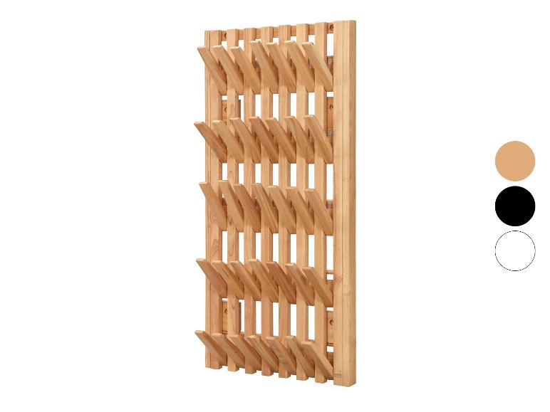 Wandgarderobe aus Holz mit mehreren klappbaren Haken, Naturholzfarbe.