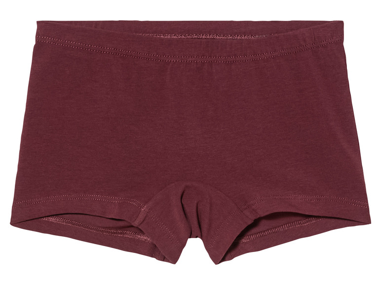 Ein Paar dunkelrote Boxershorts.
