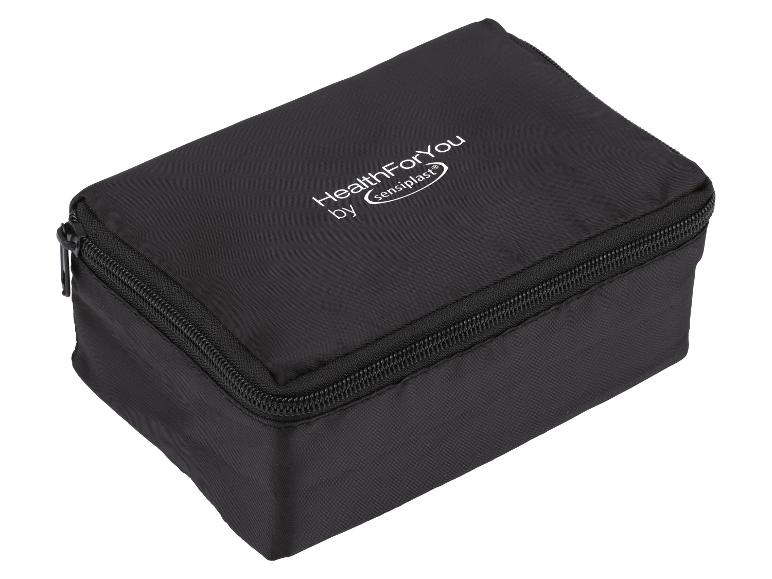 Schwarze Stofftasche mit Reißverschluss und dem Text „HealthForYou by sensiplast“