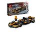LEGO Speed Champions McLaren F1 Team MCL38 Set mit 269 Teilen und einer Minifigur.