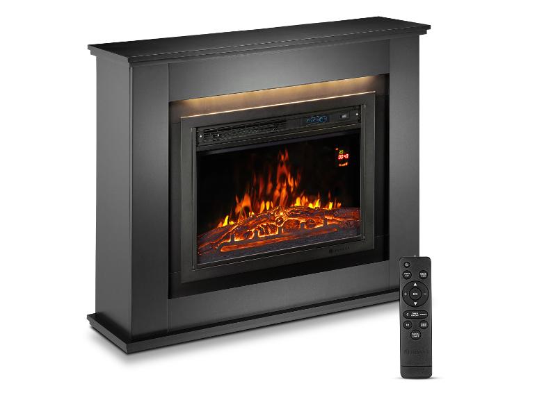 Schwarzer Elektrokamin mit Flammeneffekt und Fernbedienung.