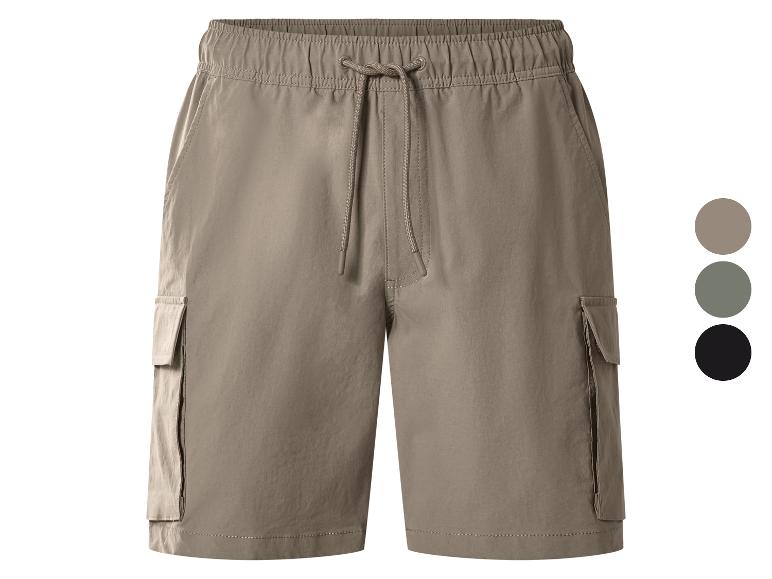 Khaki Cargo-Shorts mit elastischem Bund und Kordelzug, mit Farboptionen.