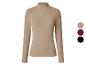 Beiger Damen-Rollkragenpullover mit Rippstruktur, mit Farbmustern.