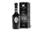 Flasche und Karton des Old St. Croix A.H. Riise Non Plus Ultra Black Edition Rums