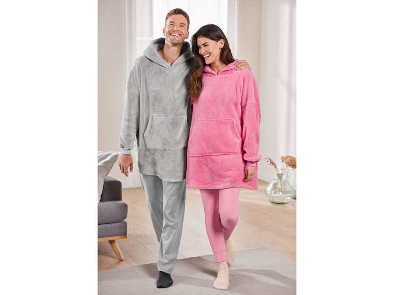 Gehe zu Vollbildansicht: Pullover im Oversize-Look, weiche und wärmende Plüsch-Qualität - Bild 16