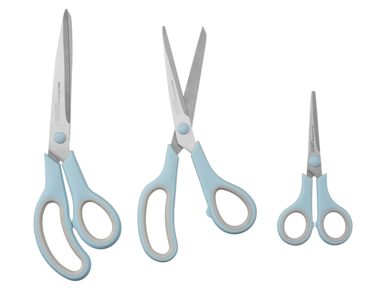 Drei blaue Scheren der Marke Crelendo.
