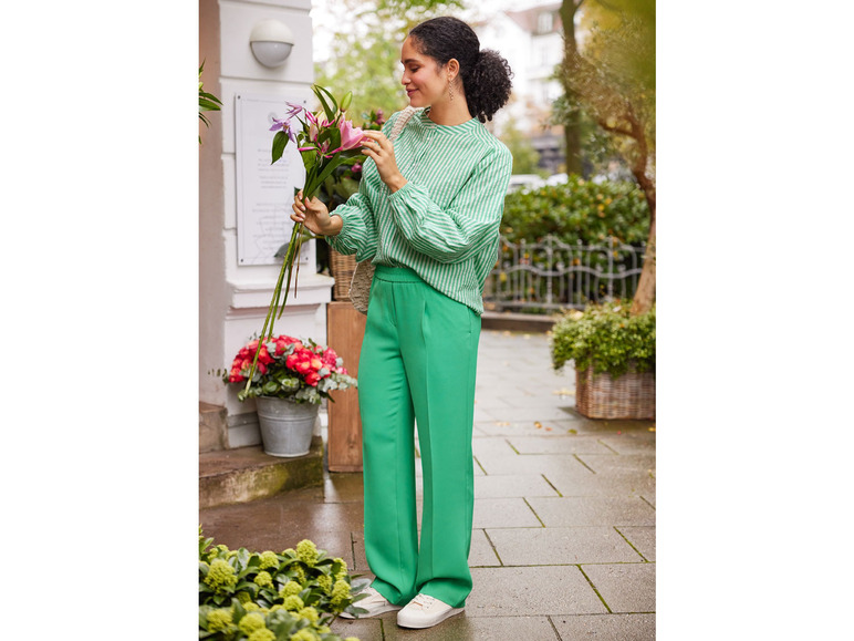 Gehe zu Vollbildansicht: esmara® Damen Bluse in moderner Crinkle-Struktur - Bild 10