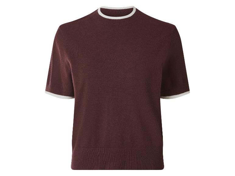 Burgunderrotes, kurzärmeliges Strick-T-Shirt mit Rundhalsausschnitt und weißem Rand.
