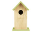 Ein Vogelhaus aus Holz mit einem grünen Dach.