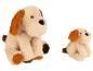 Zwei beige und braune Plüschhunde, verschiedene Größen.