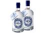 Zwei Flaschen London Dry Gin, 40% Vol., mit blau-weißen botanischen Etiketten.