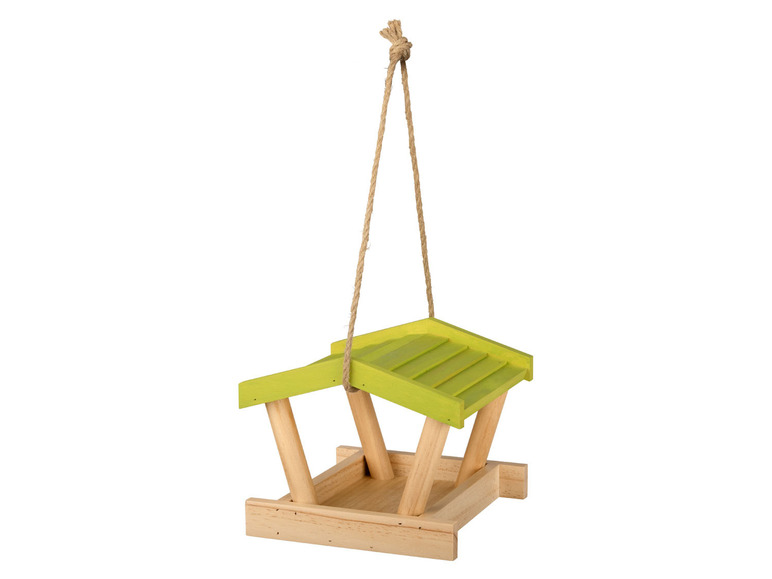 Ein grünes Vogelhaus aus Holz mit Schnur zum Aufhängen.