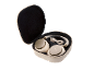 Kabellose Over-Ear-Kopfhörer im Etui mit Ladekabel