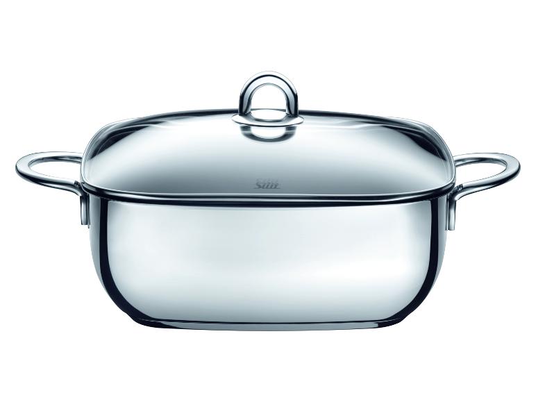 Ein glänzender Silit-Marken-Kochtopf aus Edelstahl mit Glasdeckel.