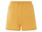 Gelbe Shorts aus weichem Stoff.
