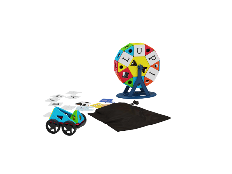 Magnetisches Spielzeugset mit Riesenrad, Spielzeugauto und Buchstabenkarten.
