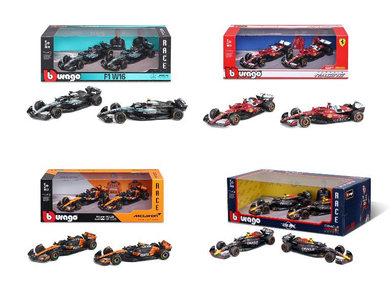 Sets von Rennwagenmodellen im Maßstab 1:43 in Geschenkverpackungen.