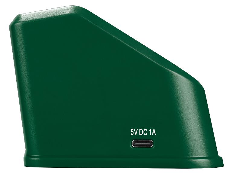 Grünes Gerät mit USB-C-Anschluss und dem Text „5V DC 1A“ an der Seite.