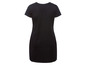 Ein schwarzes T-Shirt-Kleid