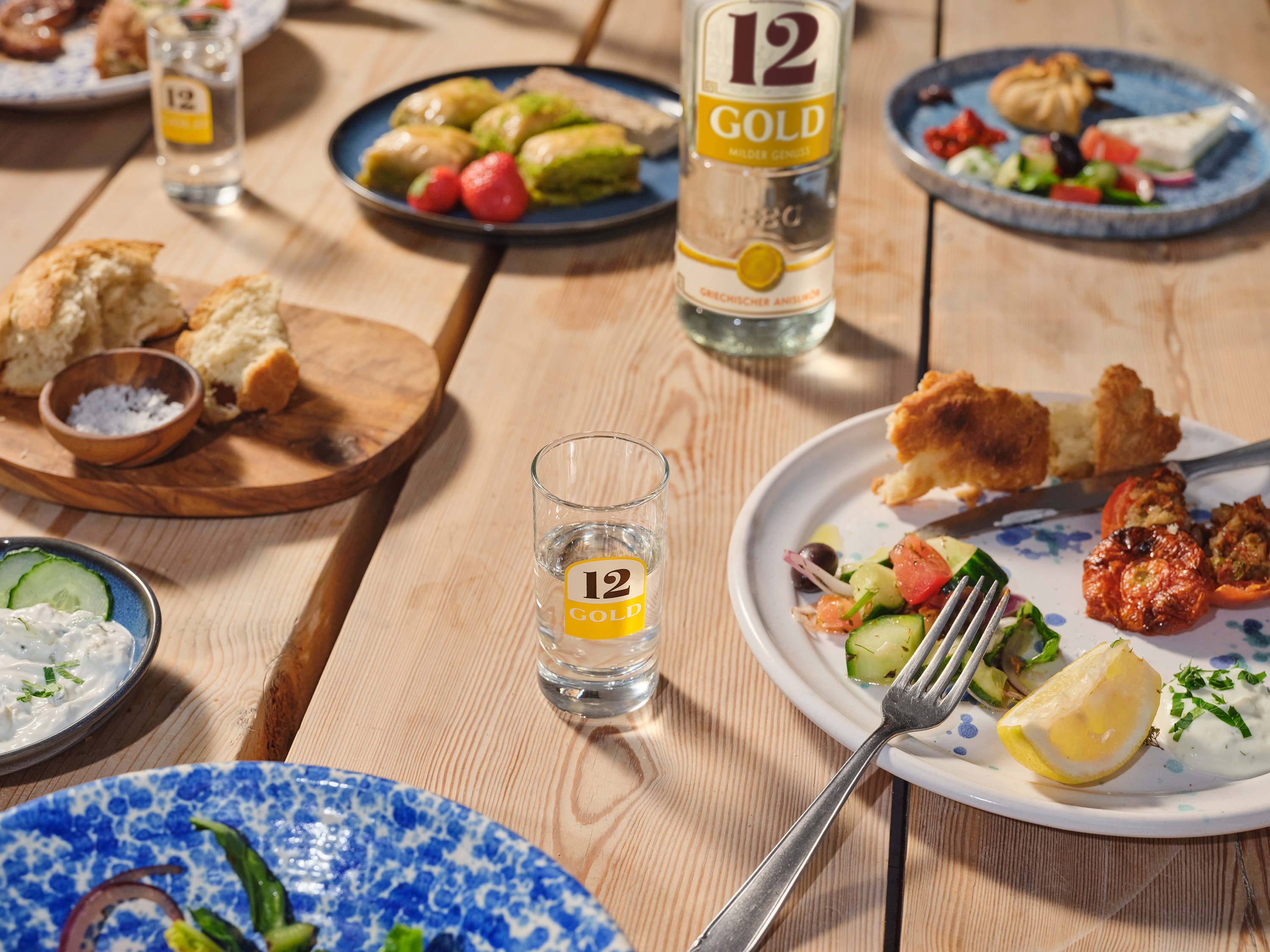 Thumbnail - Ouzo 12 Gold 36% Vol