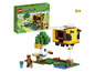 LEGO Minecraft The Bee Cottage Set mit Bienenstock, Baum und Minifiguren.