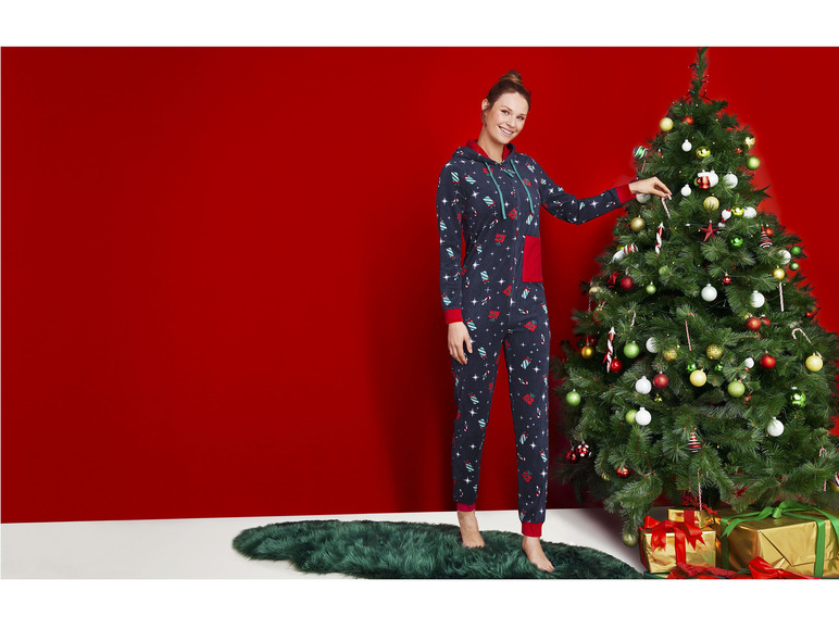Gehe zu Vollbildansicht: esmara® Jumpsuit in weihnachtlichem Design - Bild 3