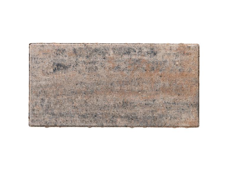 Grauer und brauner rechteckiger Pflasterstein mit rauer Textur