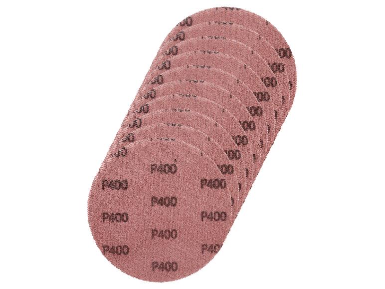 Eine Packung Schleifpapier mit der Kennzeichnung P400.