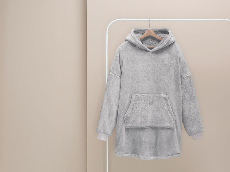 Gehe zu Vollbildansicht: Pullover im Oversize-Look, weiche und wärmende Plüsch-Qualität - Bild 14
