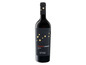 Eine Flasche Rotwein mit der Bezeichnung Primitivo Cabernet Puglia.