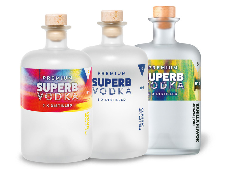 Gehe zu Vollbildansicht: Premium Superb Vodka Entdeckerpaket 3 x 0,7-l-Flasche - Bild 1