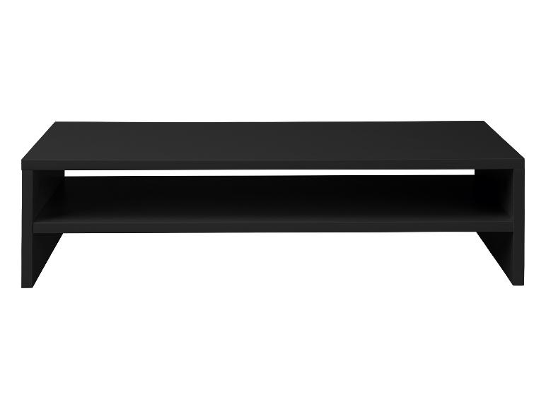 Schwarzer Couchtisch mit Ablage.