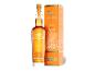 A.H. Riise XO Reserve Superior Cask Rumflasche und Geschenkbox in Orange und Gold.