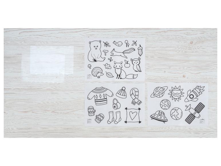 Malvorlagen mit Wald-, Winter- und Weltraummotiven.