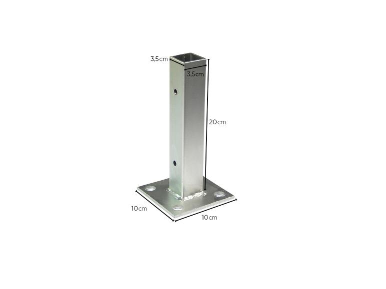 Metallpfostenfuß mit Maßen: 20 cm hoch, 3,5 cm breit und einer 10x10 cm Grundplatte.