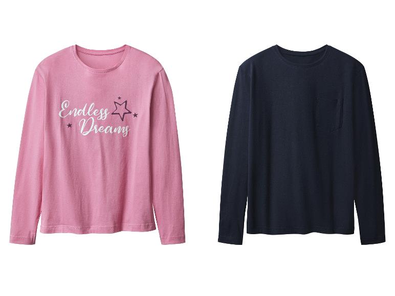 Zwei Langarmshirts, eines rosa mit 'Endless Dreams' Text und eines marineblau mit Tasche.