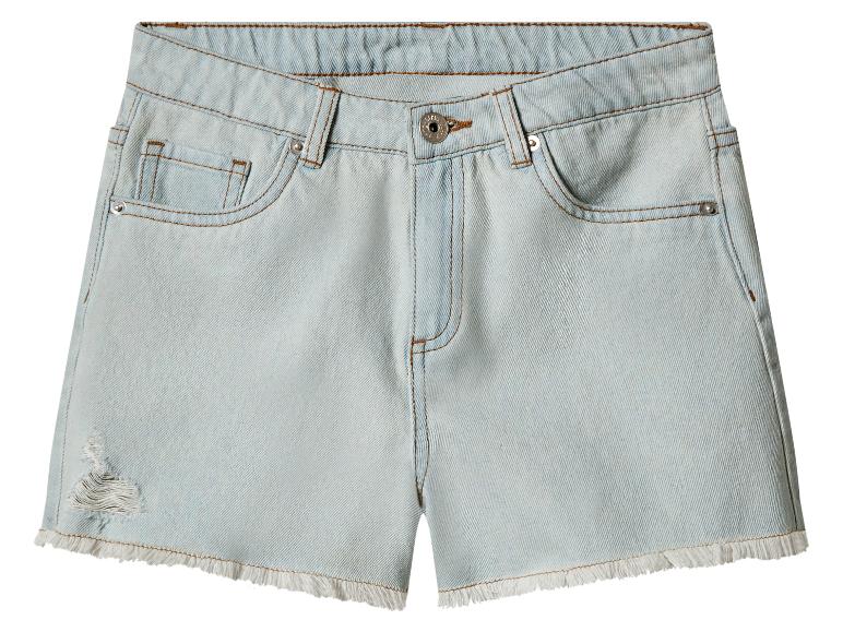 Hellblaue Jeans-Shorts mit Used-Details und ausgefranstem Saum
