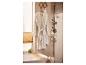 LIVARNO home Unisex-Bademantel, der an einem Kleiderbügel im Badezimmer hängt.