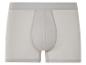 Ein Paar weiße Boxershorts
