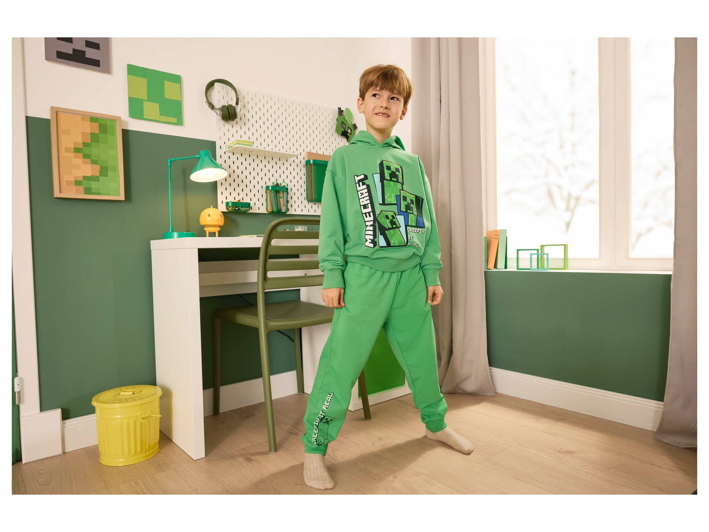 Thumbnail - Kinder Jungen Sweathoodie (Grün, 122/128)