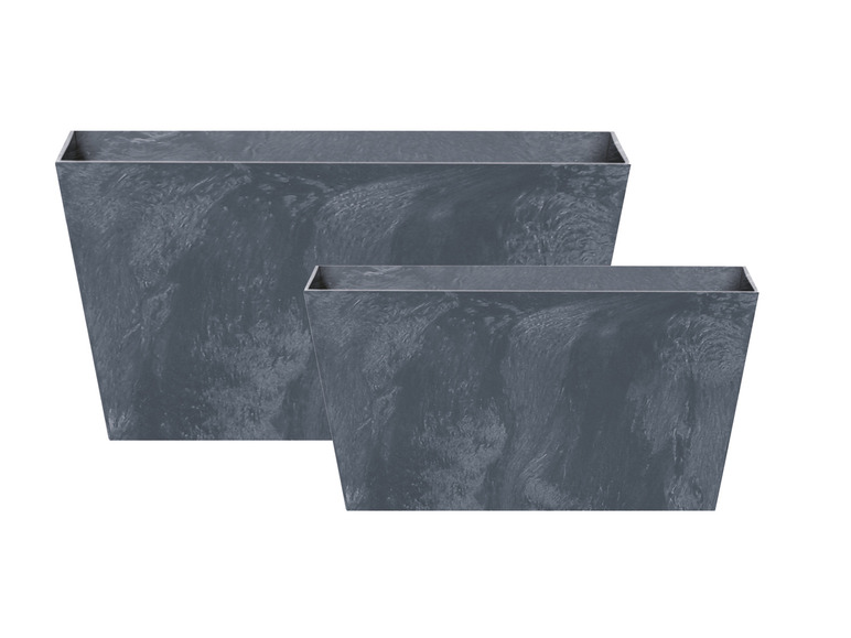 Zwei rechteckige Pflanzkübel in Betonoptik.