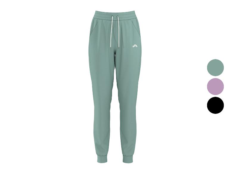 Grüne Jogginghose mit Kordelzug und Logo, mit Farboptionen in Lila und Schwarz.