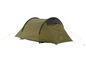 Ein grünes Zwei-Personen-Zelt mit schwarzem Innenraum.