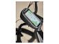 Ein Crivit Smartphonehalter für den Fahrradlenker.