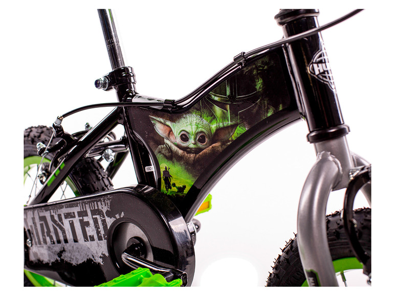 Ein schwarzes Kinderfahrrad mit Grogu-Design.